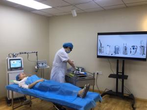 China Vertical Wrinkle Remover Machine Supercritical Co2 Extraction Machine For Vaginal Laxity Treatment factory