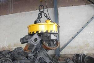 China 20 Tons Lifting Electromagnet , Circular Lifting Magnet Fully Sealed Structure factory