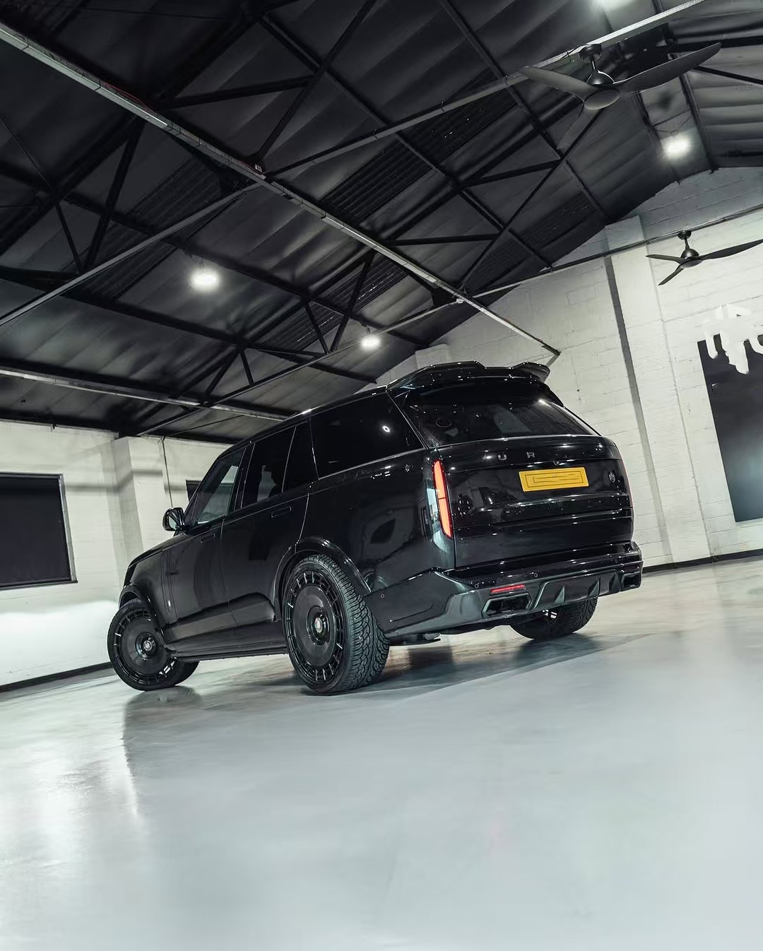 2022 Land Rover Body Kit Range Rover UB Style Front And Rear Bumper Bumper Spoiler