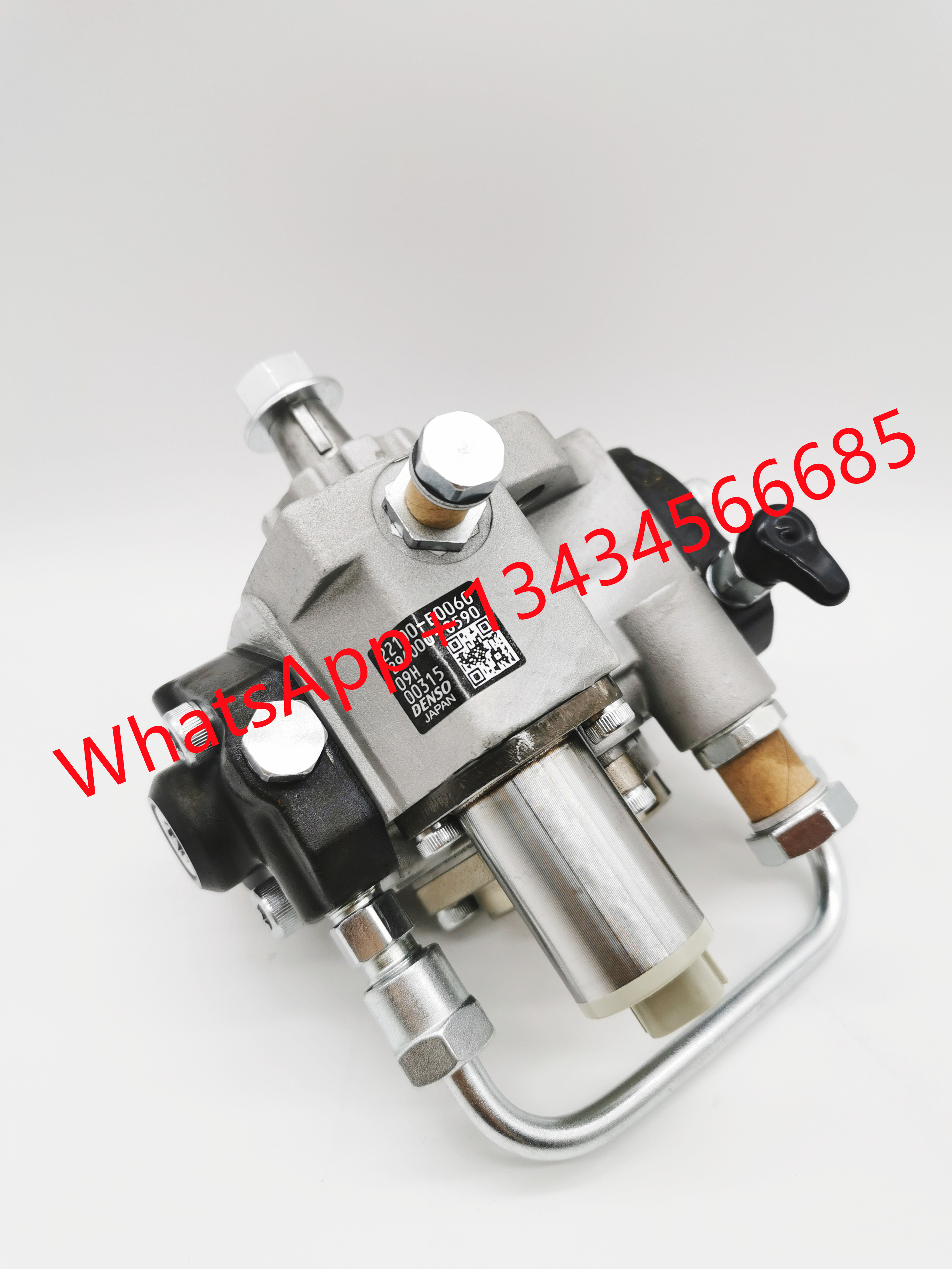 TOYOTA 294000-0590 Fuel Injection Pump Oil Pump OE 22100-E0060 22100-78230 for Diesel Engine N04C-TR