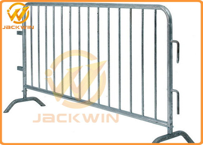 Temporary Flat Feet Galvanized Crowd Control Barrier Iron Tube Customized Size