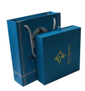 China Black White Brown Kraft Paper Shopping Bags With Handles Varnishing Surface Handling factory