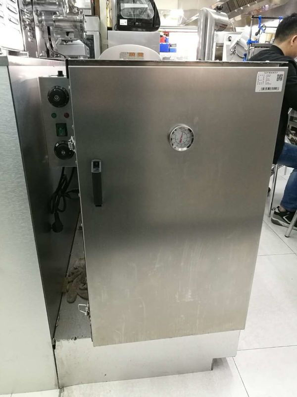 1.0kw Food Processing Equipments / Meat Smoking Machine ~220 - 240V 50 / 60Hz Temp 0 ~ 135°C