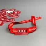 13.56MHZ Adjustable RFID Wristbands Custom Logo RFID Tyvek Wristbands