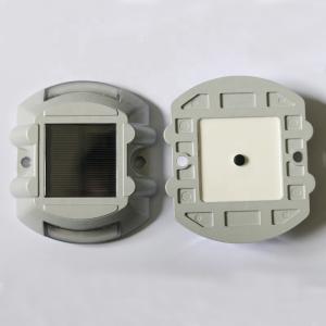 China IP65 Waterproof Solar Powered Aluminum Solar Road Stud Light For Outdoor factory
