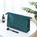 Large Capacity Customized Pu Leather Rainbow Zipper Rhombus Geometric Makeup