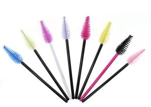 China Disposable Permanent Makeup Accessories Eyelash Brush Brow andLash Comb factory