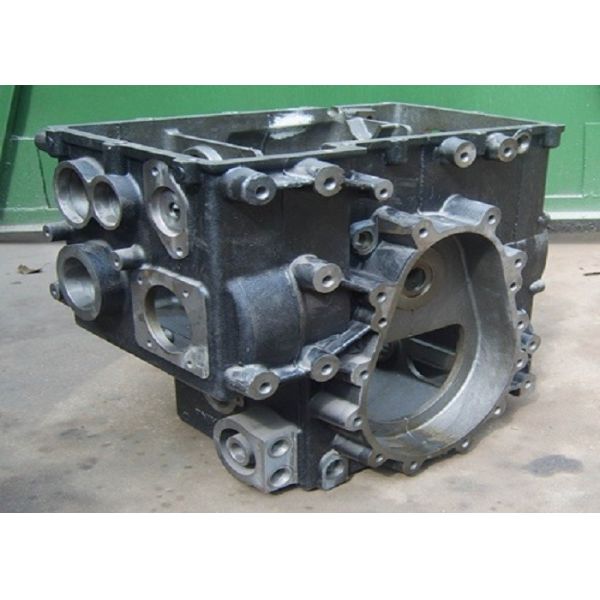 China Agricultural Machinery Lost Foam Castings Housing With Small Machining Allowance factory
