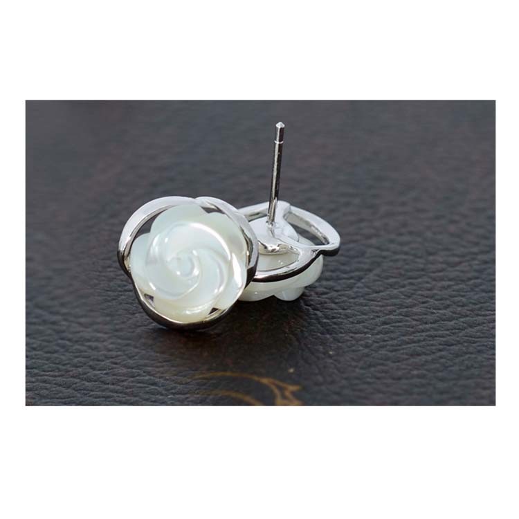 Sterling Silver Mother of Pearl Stud Earrings(XH022915W)