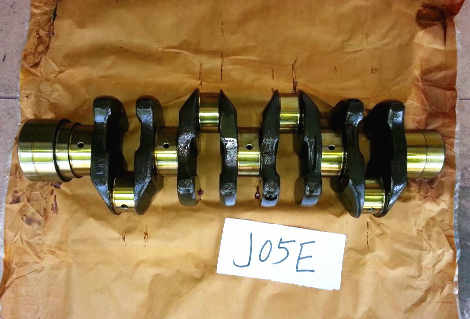 High Quality Diesel Engine J05E 13411-2281 Casting iron Crankshaft For Hino Excavator Rebuild Sets