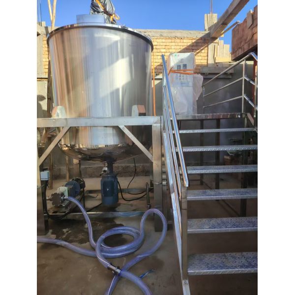 China 3000L Stainless Steel Liquid Detergent Homogenizing Mixer Machine factory