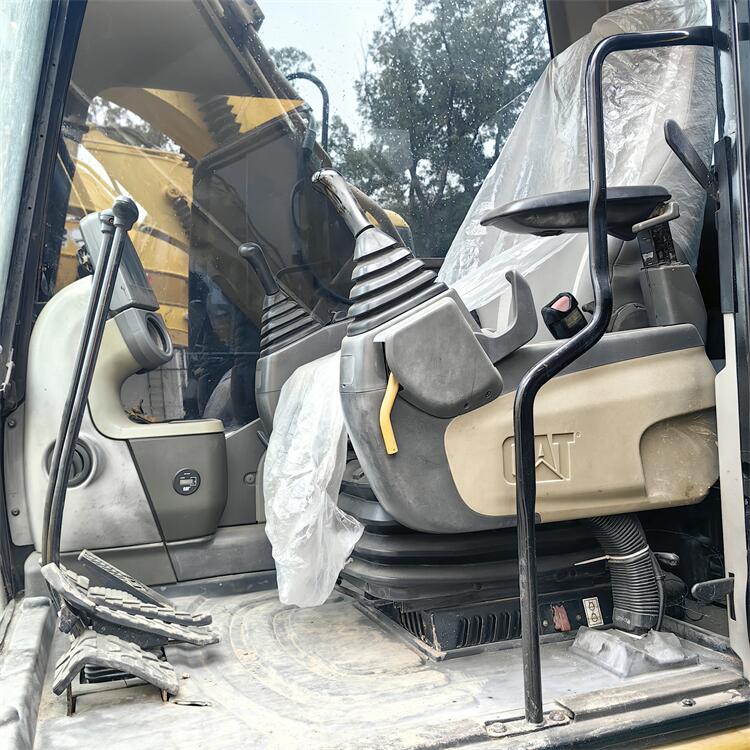 The Most Competitive for Original Japan Used CAT313 Caterpillar Excavator in Shanghai