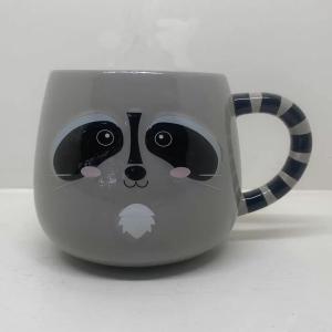 China Slip Casting Cartoon 3D Racoon Coffee Mug 14oz factory