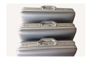 China 16 / 18 / 20 Inch Hard Sided Leather Briefcase Colorful With 190T Lining factory