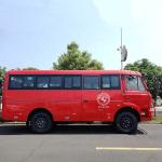 4 Wheels Drive Bus Passenger Carrier Coach Bus Luxury 10-19 Seats Optional