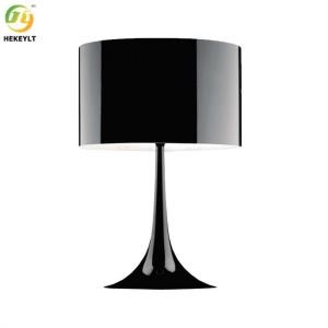 China 60 Watt E27 Metal Bedside Table Lamp Modern Simple factory