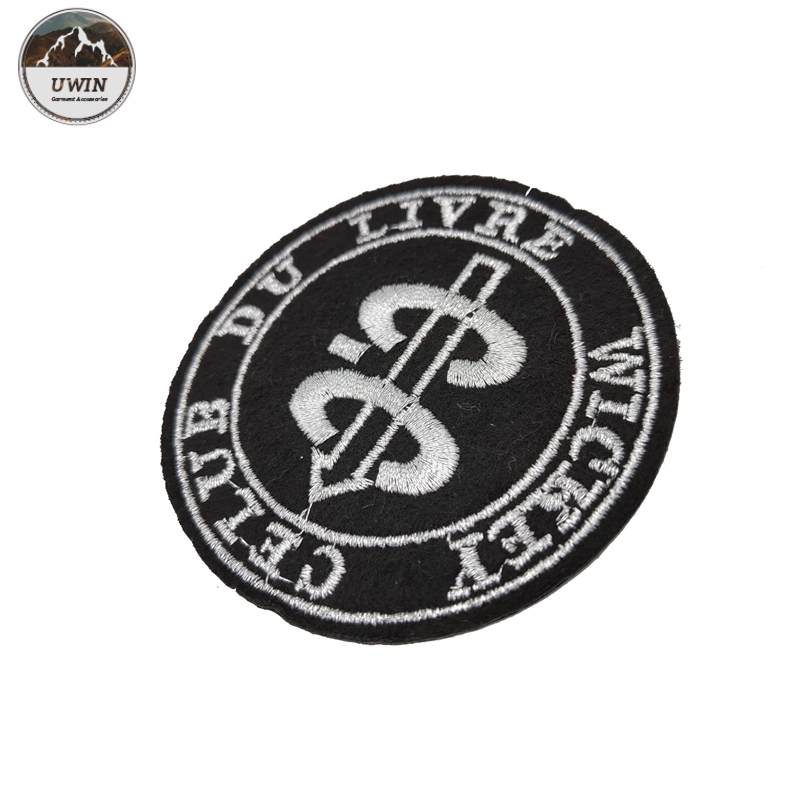 Round Letter Embroidery Designs Patches Badge Black / White With Merrow Border