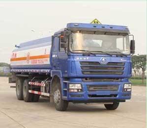 China 6×4 Drive Mode Used Oil Tanker 18 M3 Volume With Air Conditioner 78 Km/H Max Speed factory