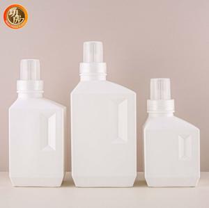 China OEM ODM Liquid Detergent Empty Bottle 2L Cleaning Washing Detergent Bottle factory