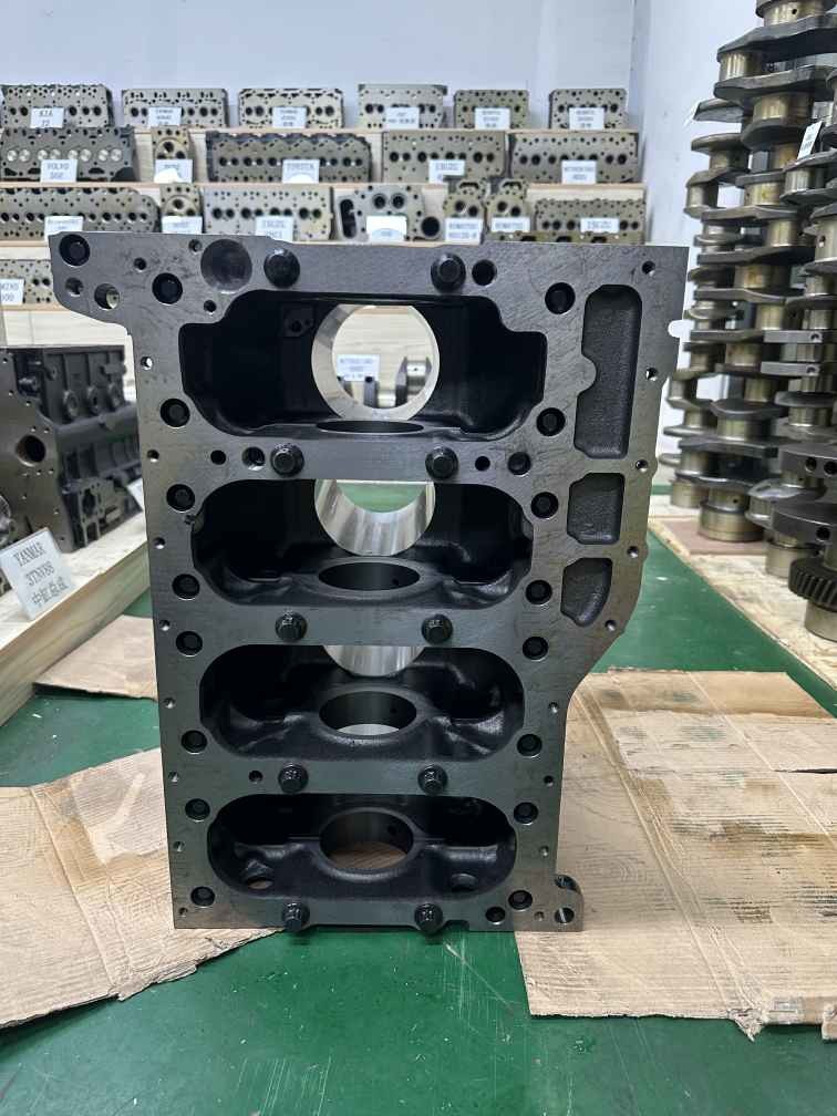 8-98005443-1 Cylinder Block Diesel Engine Isuzu 4hk1 Engine Cylinder Block