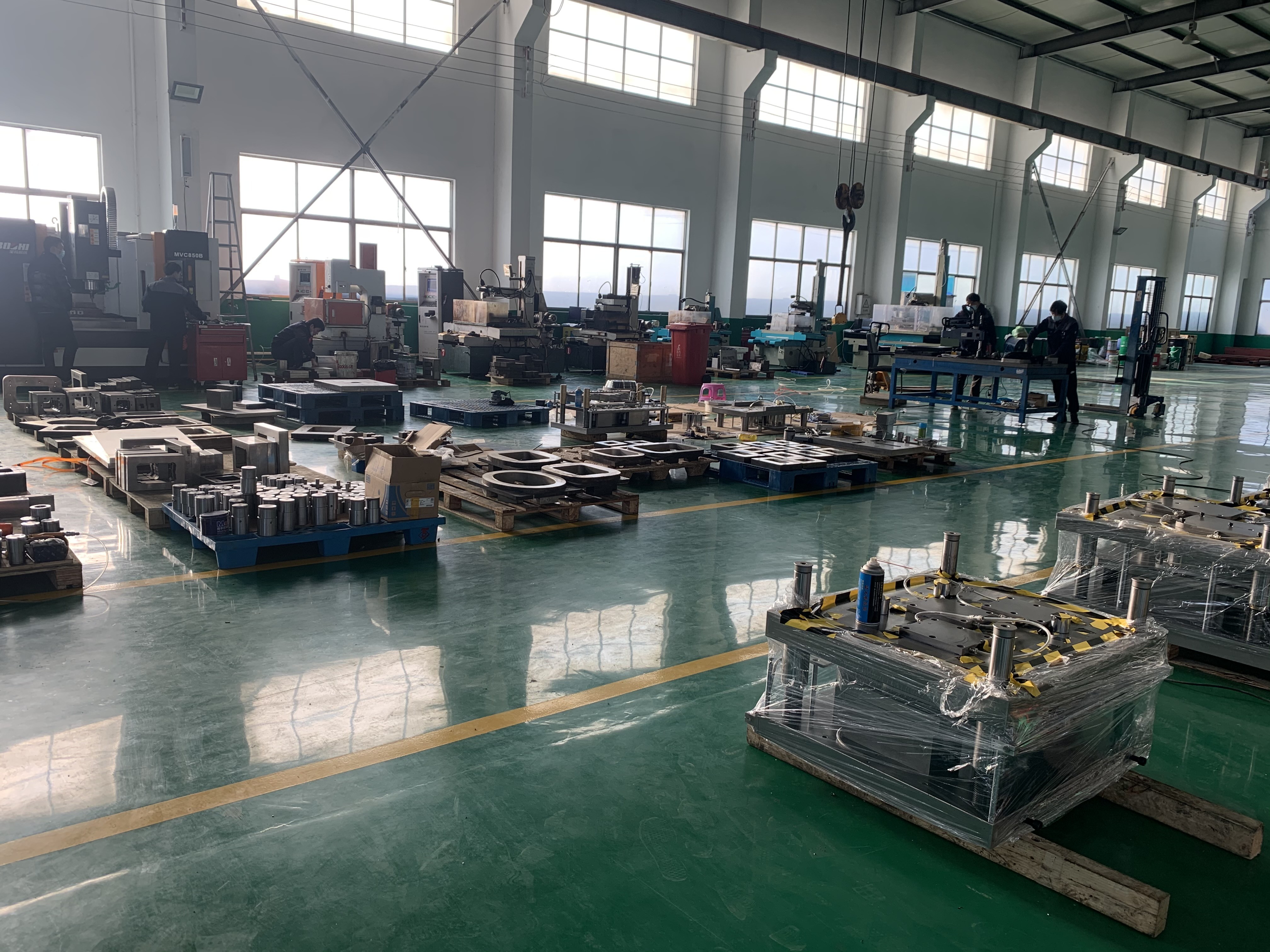 Multiple Cavity 58HRC Aluminum Foil Container Mould Punching Type