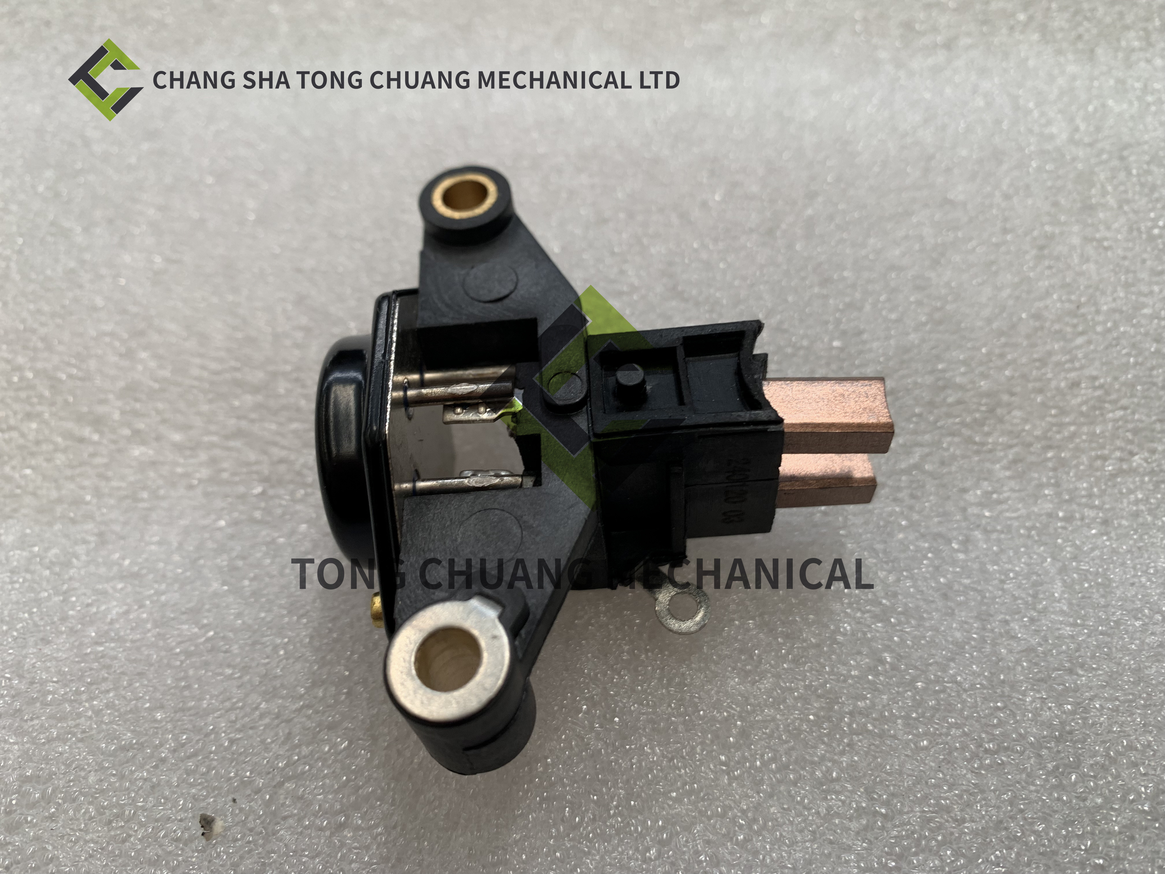 DEUTZ Generator voltage regulator New Voltage Regulator 11.125.209 AER1653 for Iskra 28V