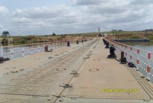 China River Trestle Floating Pontoon Bridge Temporary For Entertainment factory