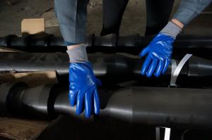 China Seamless Polyester EN388 4121 Industrial Work Gloves Nitrile Fully Coating factory