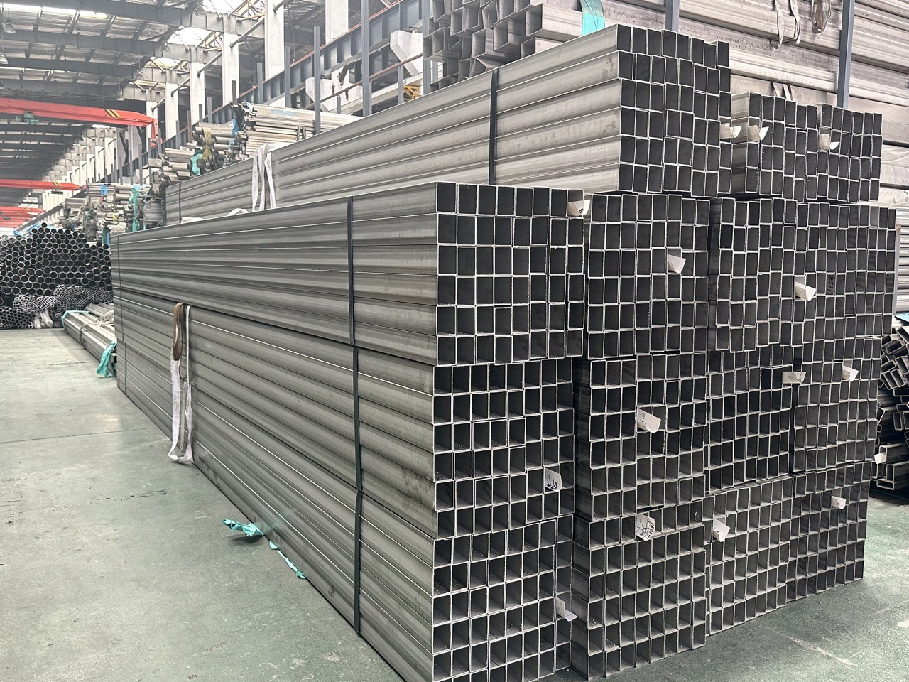 Pipeline Filled Astm A312 Stainless Steel Pipe 45mm Pickling Hot Rolled