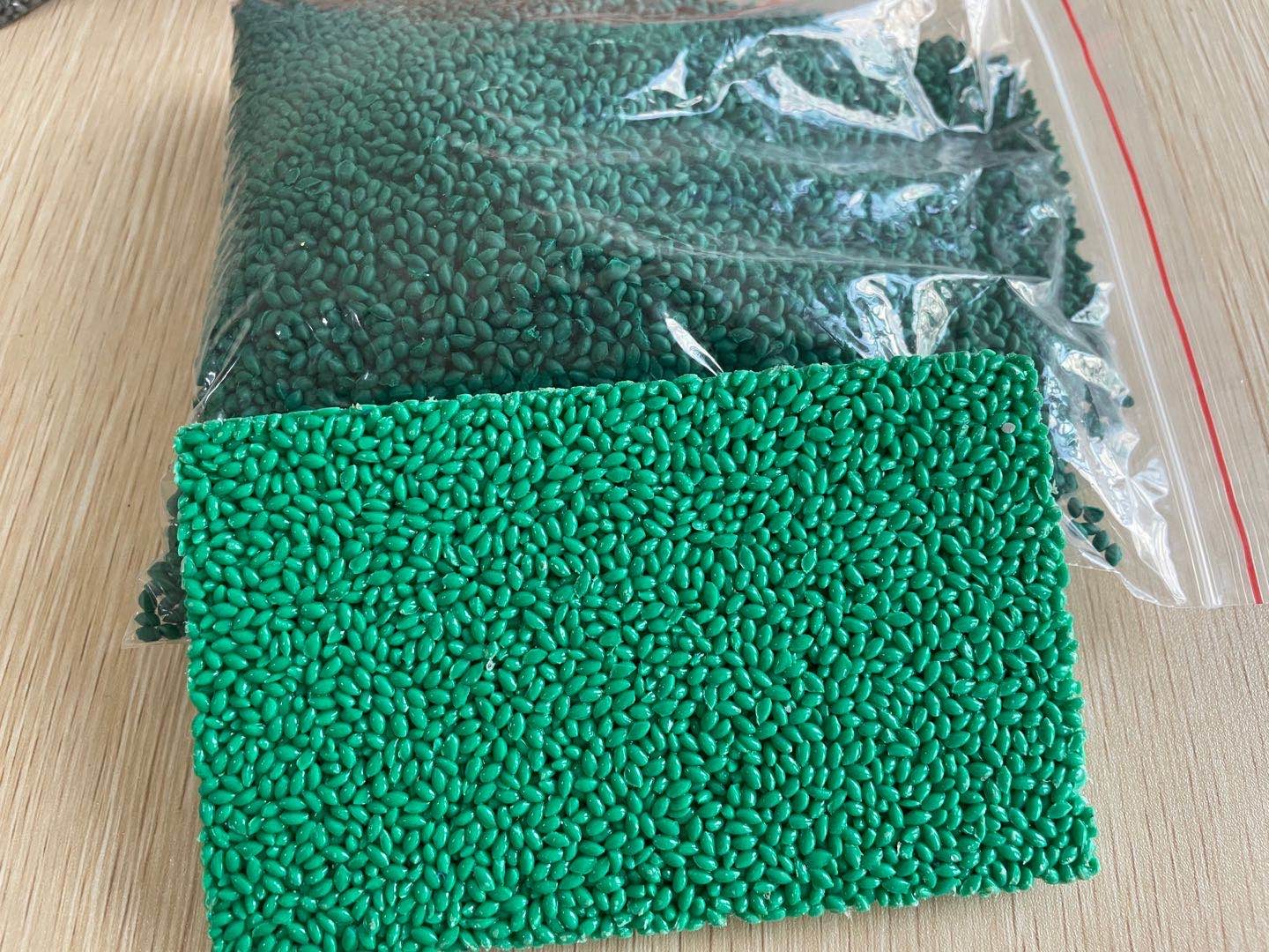 Infill EPDM Rubber Granules Flooring SGS IAAF For Kindergarten Grounds