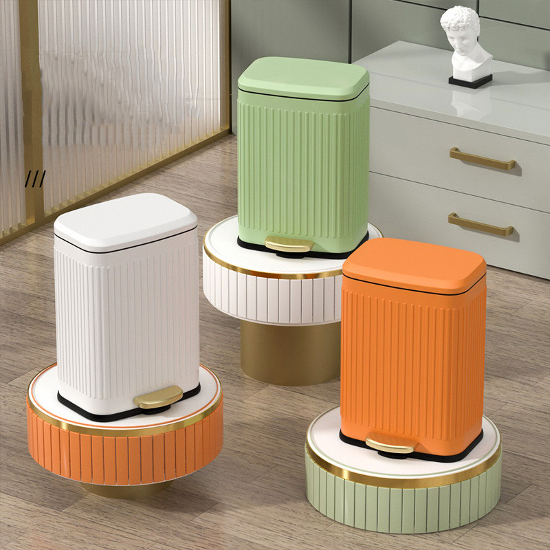 China Wholesale Commerical 13 Gallon Bathroom Metal Step Trash Cans factory