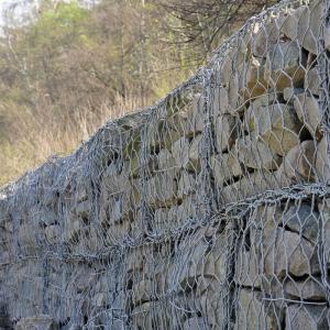 China Woven Gabion Wire Mesh Slope Reinforcement Triple Weave Anti Scour Flood Defense factory