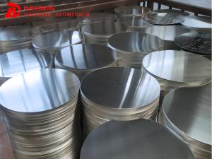 China 1050 1060 3003 Aluminum Circle For Cookware And Traffic Signs factory