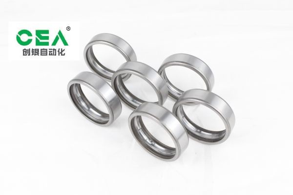 OEM Thin Walled Crossed Roller Bearing Ring For Large Slewing Bearings