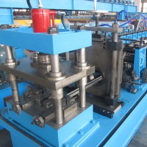 China 0.6-2.0mm Thickness 8-12m/Min Galvanized Steel Guide Rail Forming Machine With Chain Drive on sale