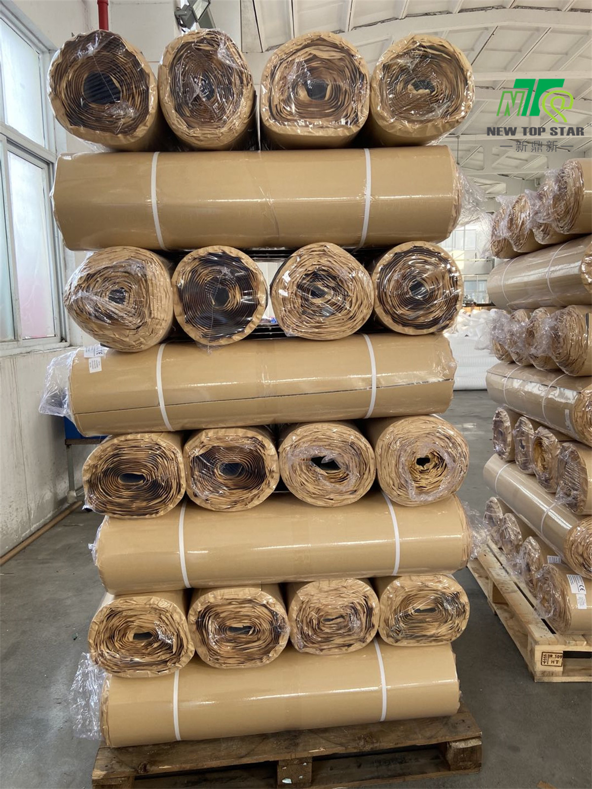 3mm LVT Self Adhesive Underlay , Solid Wooden Floor Underlay RoHS