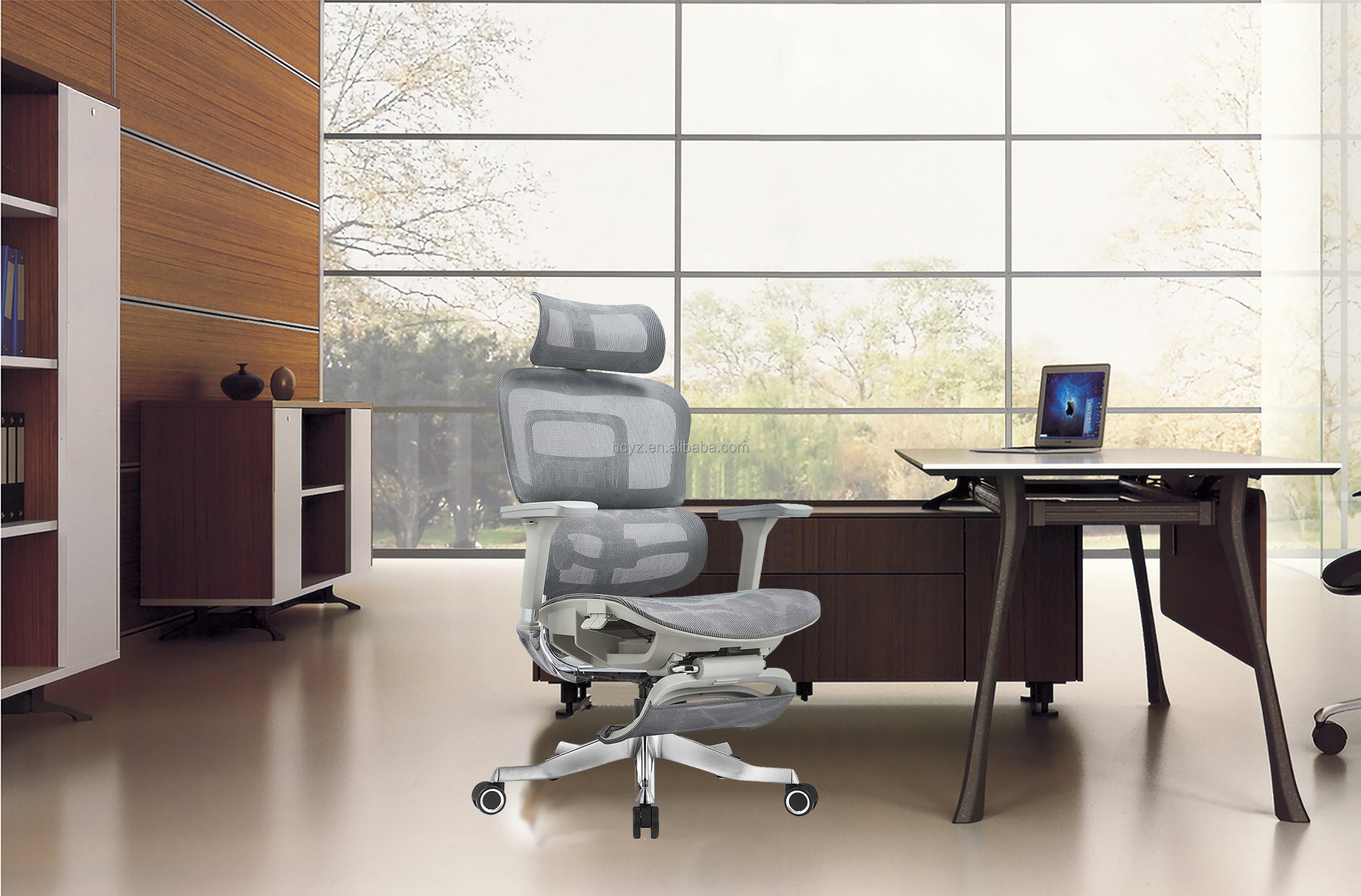 Guangdong Office Furniture Full Mesh Ergonomic Chair with Adjustable Height and Footrest