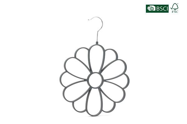 Betterall China Manufacture Velvet Clothes Hanger Flowery Velvet Ties Hanger