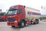 SINOTRUK HOWO Bulk Cement Truck 371HP 10 Wheels LHD 30CBM ZZ1257S4641W