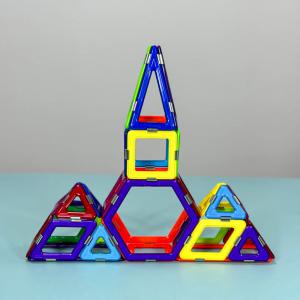 China Small Castle Magnetic Construction Toys Building Blocks Set STEM Colorful For Kids factory