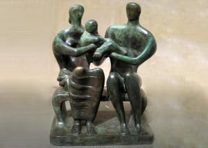 China Handmade Lovely Family Life Size Bronze Statues Antique Design Customized Size factory