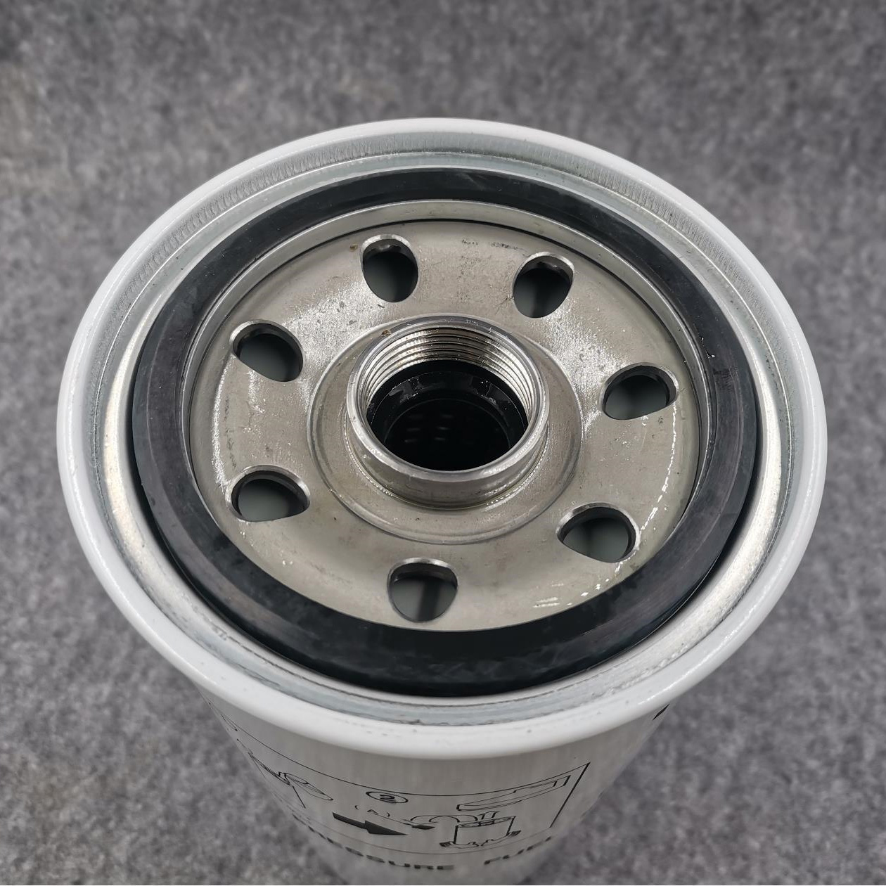 DONGFENG KOMATSU Excavator Oil Filter P553200 600-19-4540 P502480 611-319-3841 6003114510 FS19946 for Heavy-Duty Machinery