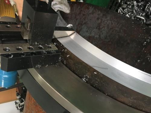 Easy Operation Hydraulic Pipe Cutting Machine Steel Material Cutting Beveling