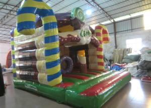 China Custom Christmas Bounce House 4.8 X 5.3m , Commercial Inflatable Christmas House factory
