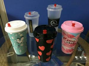 China Custom Printed Plastic Cups IML In Mould Label Printing Logo PP Material factory