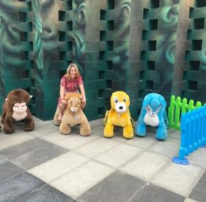 China Hansel amusement park electric battery operated coin operated children rides car factory