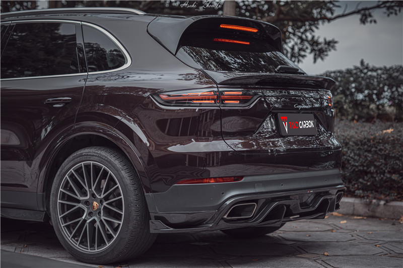 Auto Parts for Porsche Cayenne Fiber Body Kit Cayenne Carbon Fiber Front Spreader Spoiler