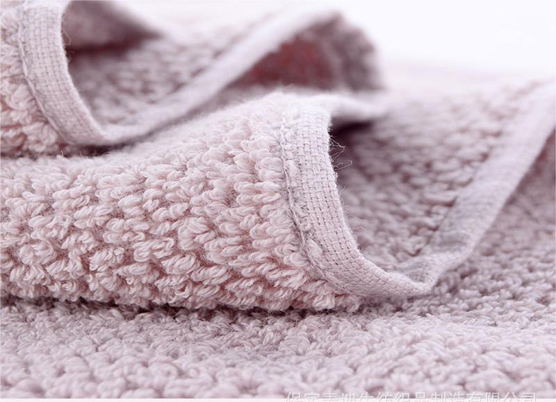 Thick and Durable Antibacterial Facial Towel Made of 100% Pure Cotton for All Ages