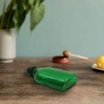 Flat Dark Green 50ml Cosmetic Glass Bottles Screw Cap Essential Oil Glass Bottle