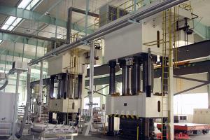 China SMC Basin Compression Molding Press Equipment Four Column Structure factory